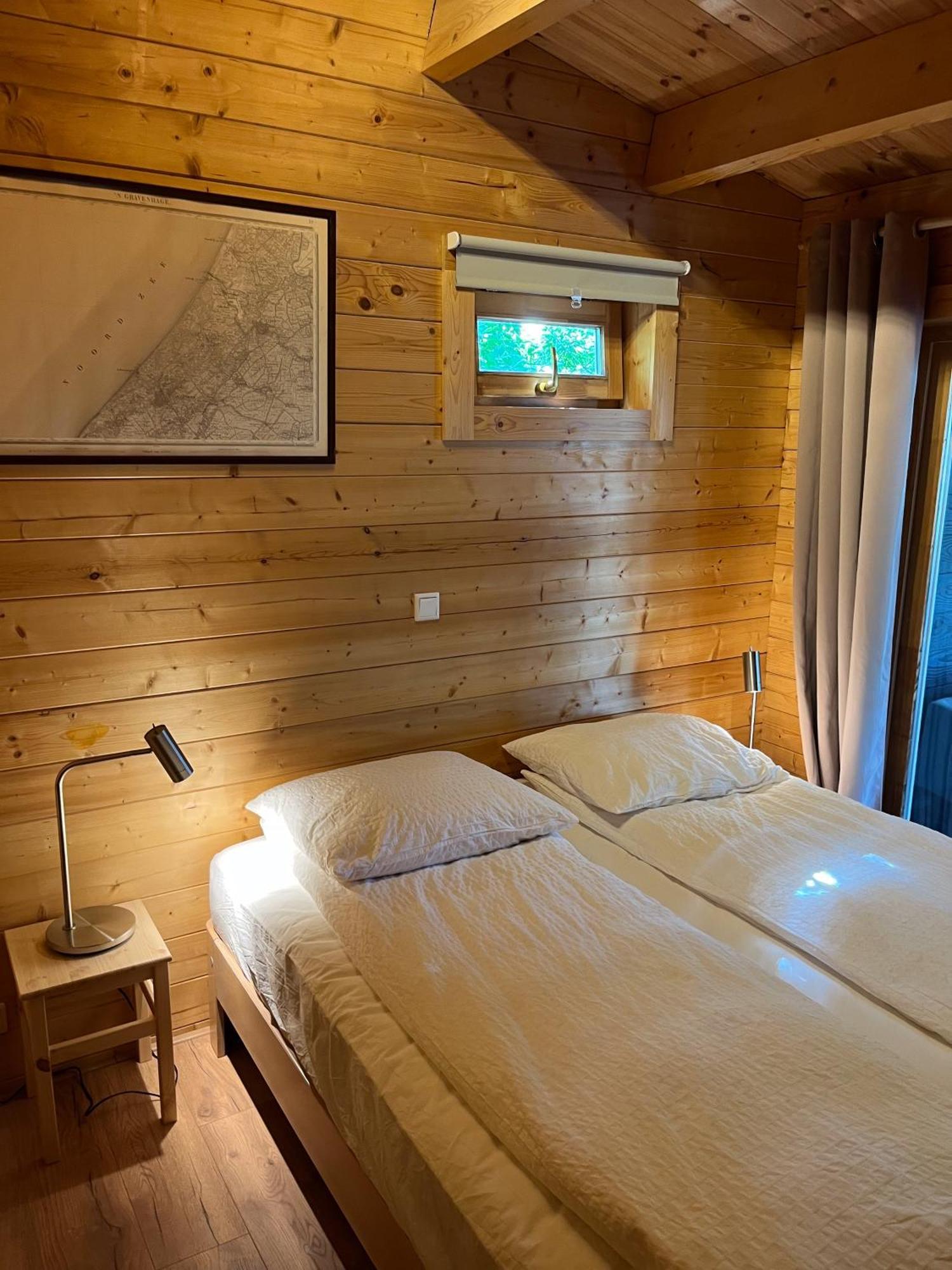 Luxe En Ruim Chalet Met Airco Bij Leekstermeer Matsloot Luaran gambar