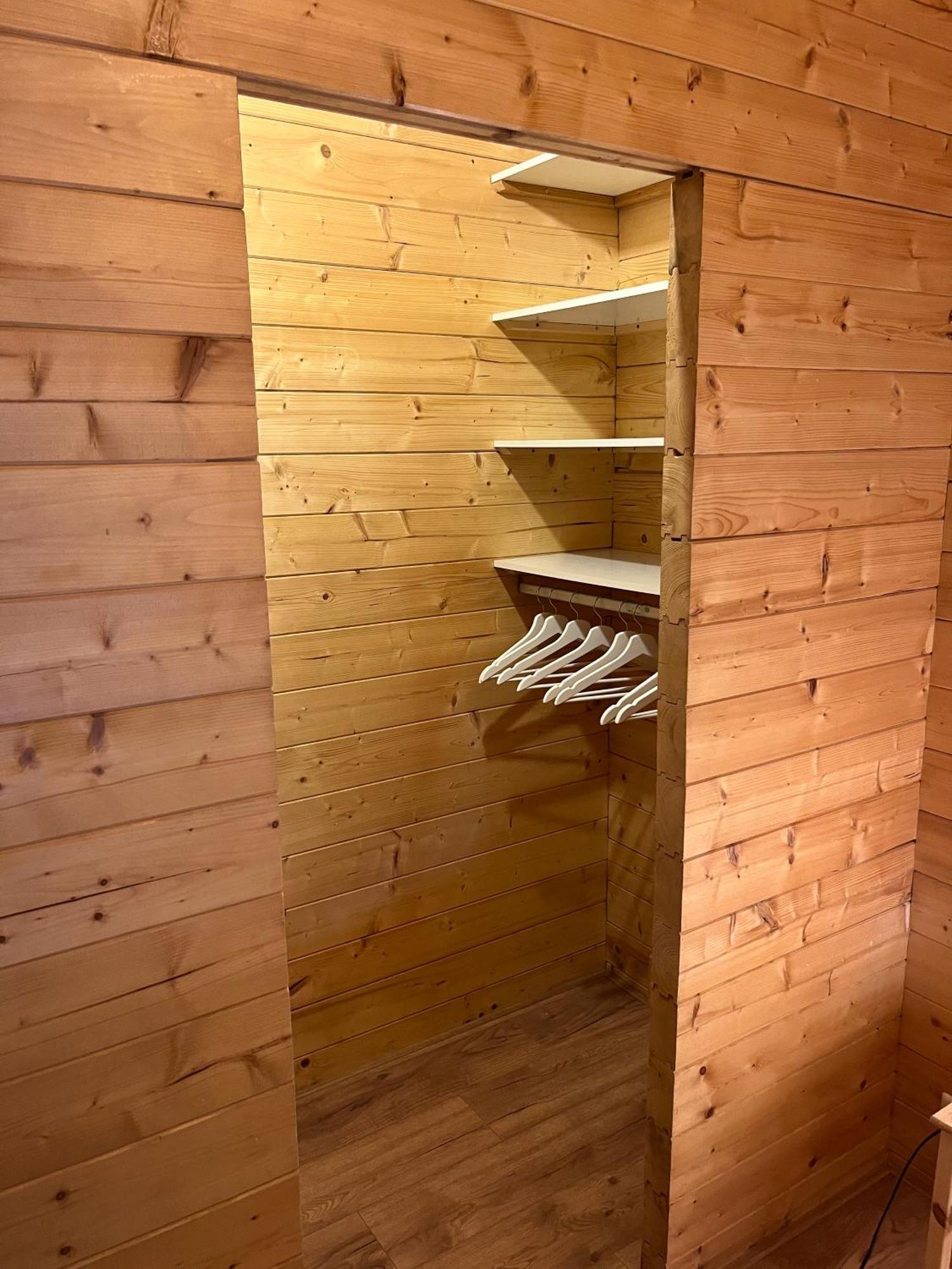 Luxe En Ruim Chalet Met Airco Bij Leekstermeer Matsloot Luaran gambar